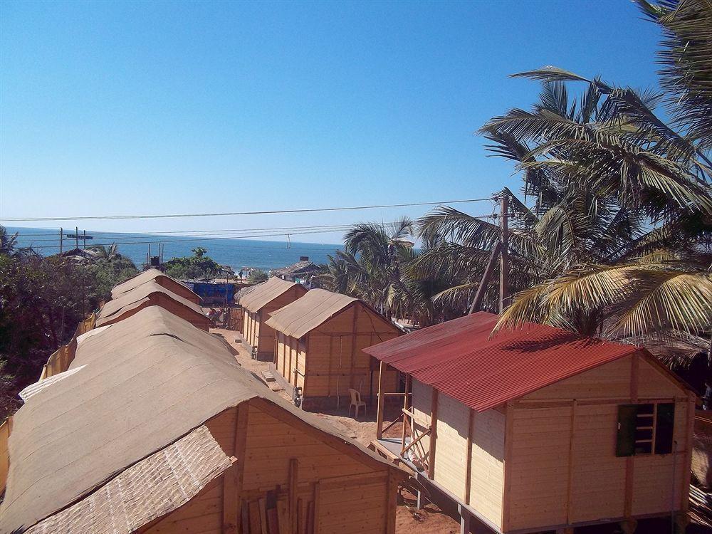 Tivai Beach Cottages 卡兰古特 外观 照片