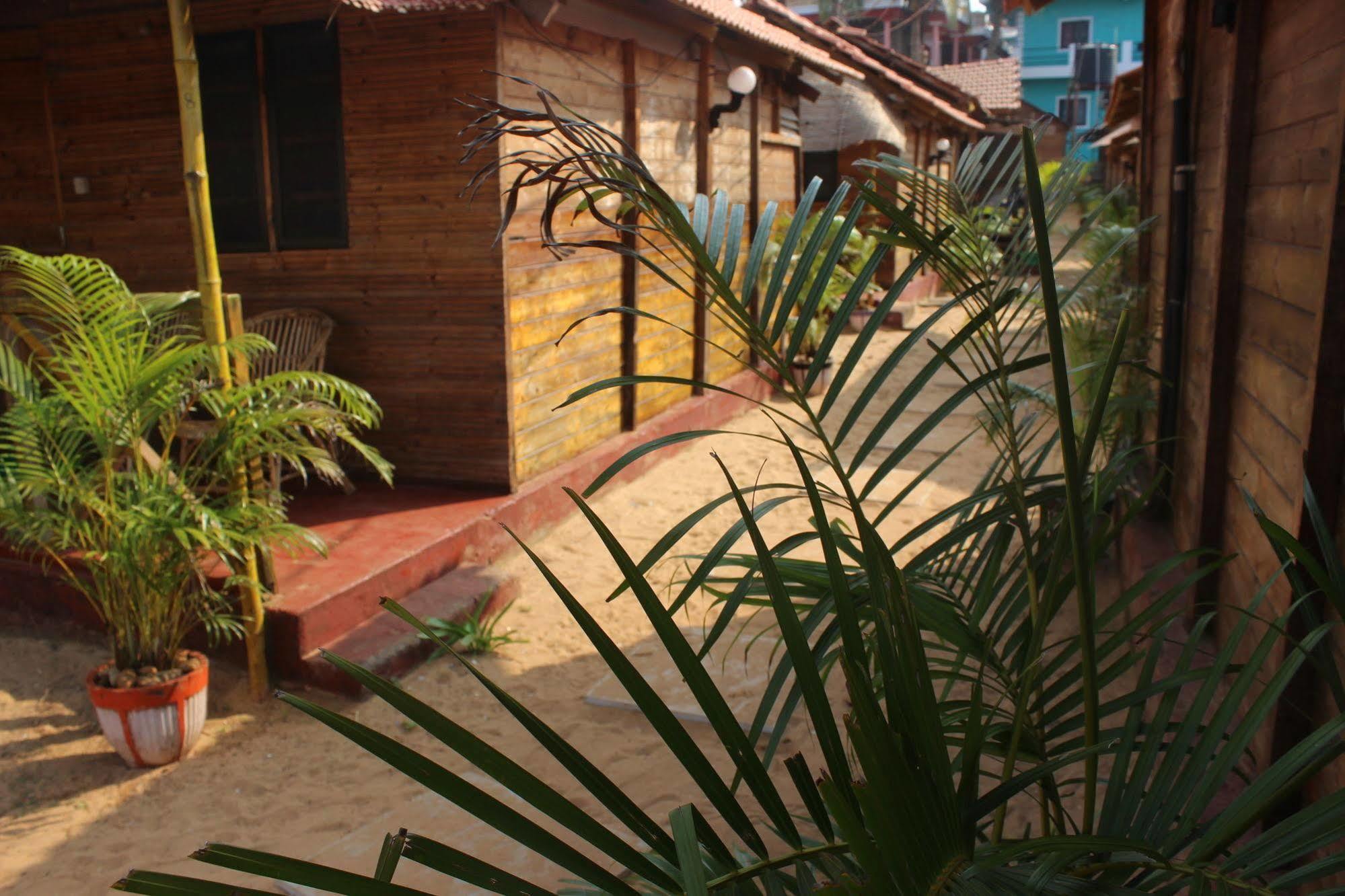 Tivai Beach Cottages 卡兰古特 外观 照片